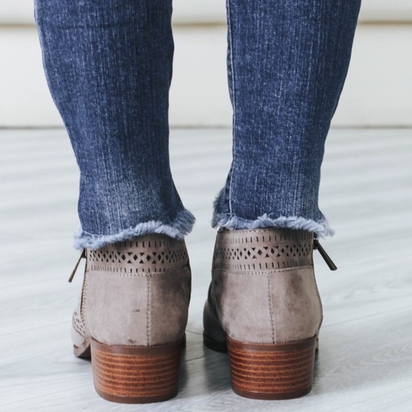 MUST HAVE booties - TAUPE - Picture 4 of 5